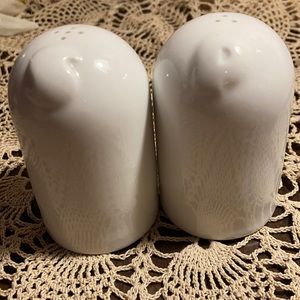 ⭐️Arzberg Salt and Pepper shakers